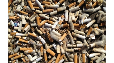 Sigarettenpeuken en de verantwoordelijke producent