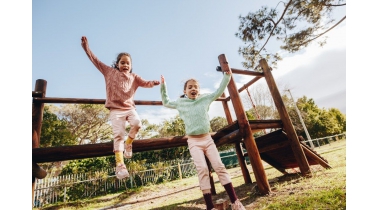 Meisjes worden actiever op groene schoolpleinen