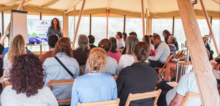 Professioneel ‘buurten’ bij eerste bijeenkomst leergemeenschap