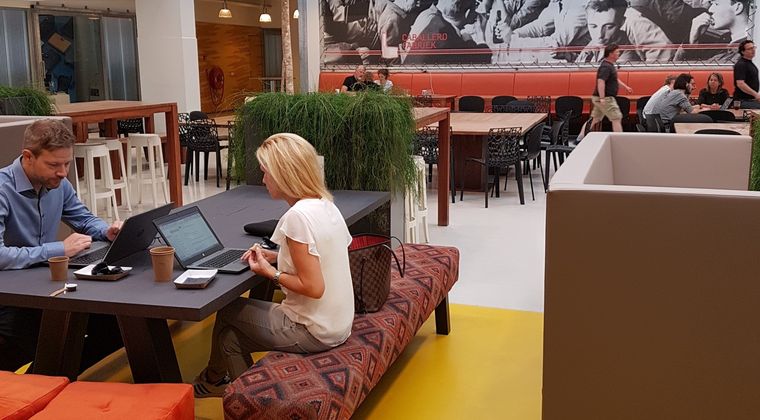 Whitepaper: <span>'A Reset for Return to the Office? The Journey to Hybrid Working'</span>