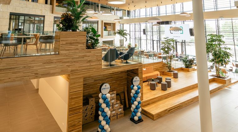 AFAS Campus: hergebruik van vloerbedekking, glaswanden en plafondplaten