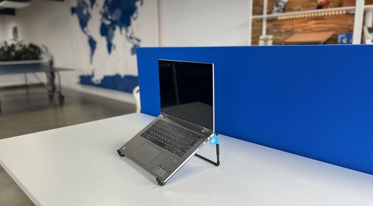 Opvouwbare laptopstandaard voor onderweg