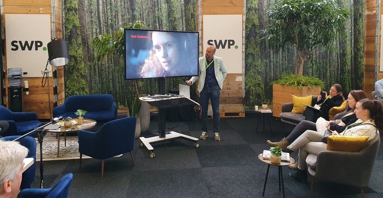 Veel belangstelling voor expertprogramma en flexibel werken op stand Smart WorkPlace