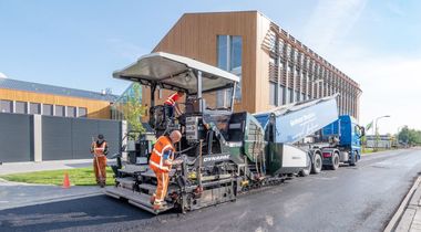 Een duurzame straat en trottoir