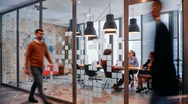Wonen, wandelen, werken: hybride werken als oplossing