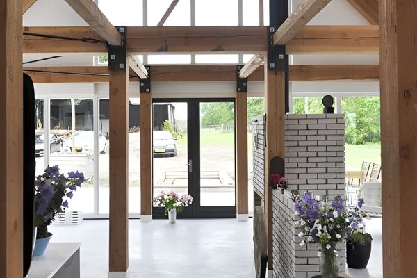 Ecologische woning van hout