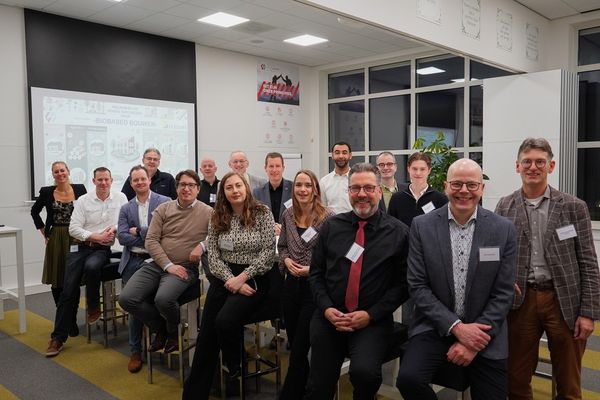 Van praten naar doen