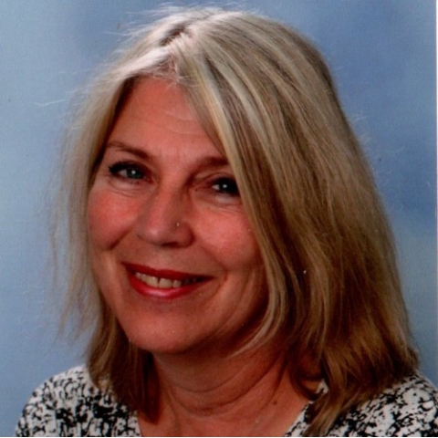 Barbara  Knol