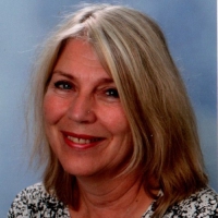 Barbara  Knol