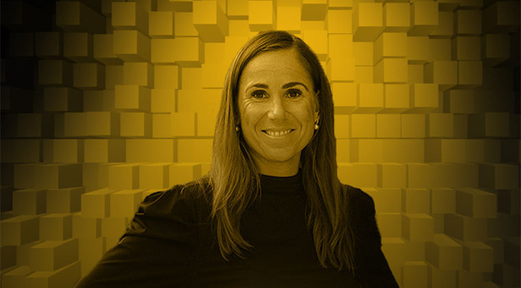 Petra de West is de eerste designer!